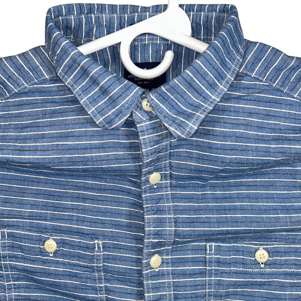 American Eagle Outfitters Mens XL Blue White Stripedโ Prep Fit Button Down Shirt